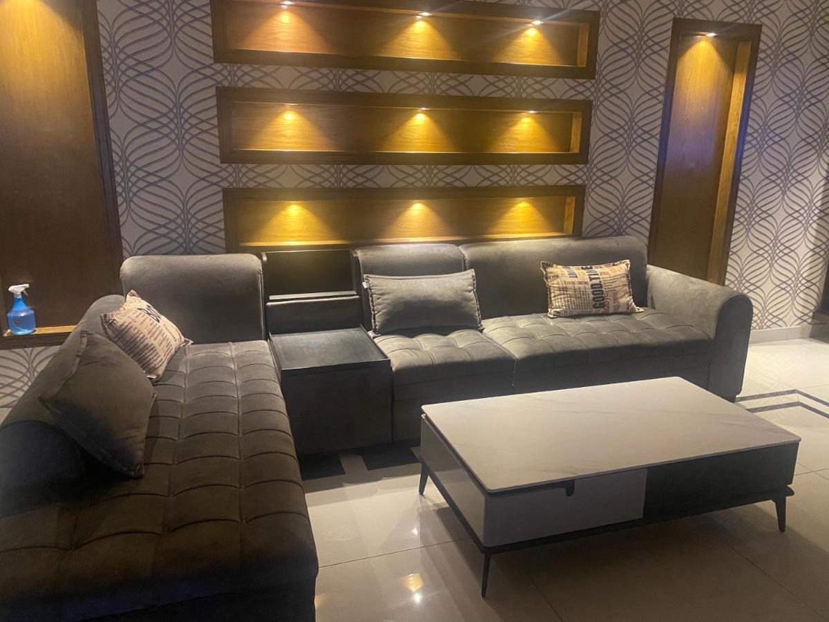Luxury Guest House In Bahria Town Rawalpindi Exterior foto