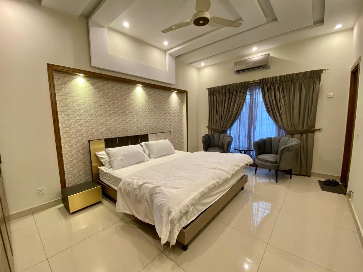 Luxury Guest House In Bahria Town Rawalpindi Exterior foto